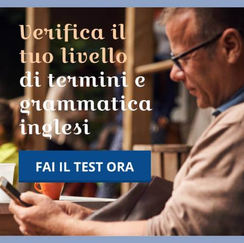 Uomo che effettua un test di inglese online